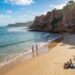 Eleita uma das 10 melhores praias da América do Sul: a praia onde quase não venta e a areia não entra nos olhos nem incomoda quem está descansando
