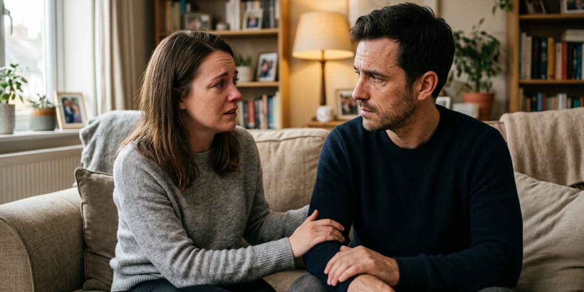 A psicologia revela o que significa guardar roupas limpas na cama em vez de dobrar e o que cada hábito diz sobre você
