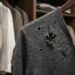 Traça de roupa que come a peça favorita do look: a origem dessa praga e como eliminar do seu guarda-roupa