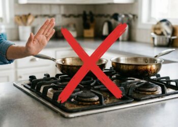 Adeus ao fogão cooktop a gás que mancha panelas: a nova tendência é muito mais rápida e elimina o risco de queimaduras com a tecnologia de indução magnética