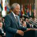 Frase do dia de Nelson Mandela, ativista sul-africano e revolucionário: "A coragem não é a ausência do medo, mas a vitória sobre ele"