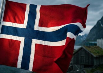 A Noruega é a única bandeira nórdica com uma cruz sem origem religiosa e isso mudou tudo