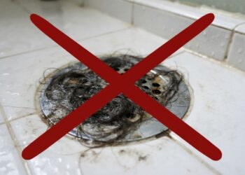 Adeus, ralos de banheiro entupidos de cabelo: nova técnica de limpeza sem produtos químicos resolve o fluxo da água em segundos, segundo encanadores