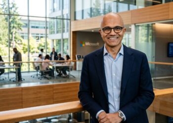 Frase do Dia de Satya Nadella: "Inteligência é curiosidade. Aqueles que aprendem mais, vencem mais." Uma reflexão sobre mentalidade de aprendizado e vantagem competitiva