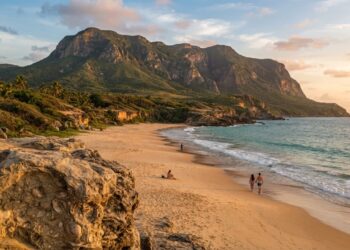 Destino cearense que mistura 25 km de praias, serra a 800 metros e fósseis raros