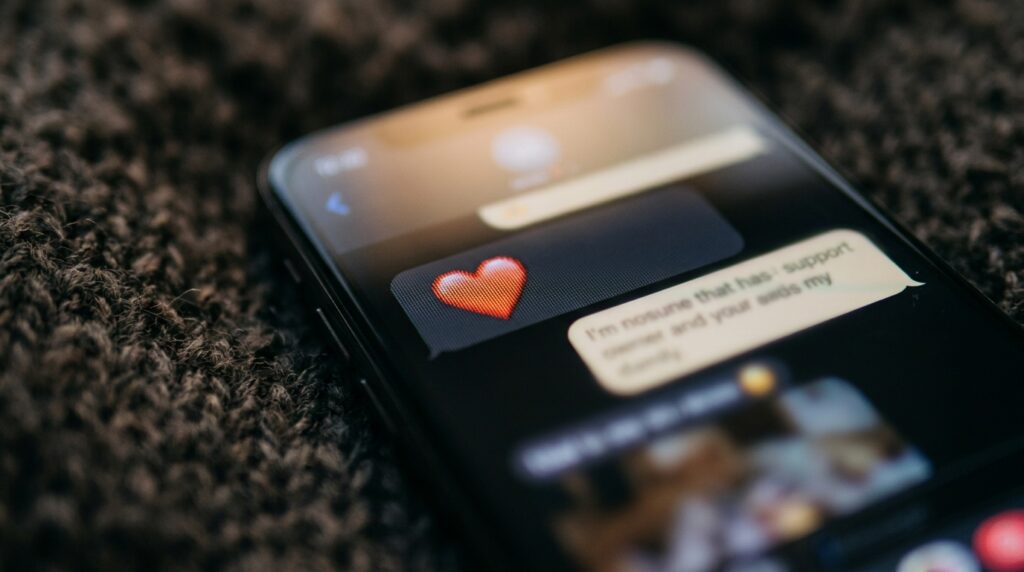 A psicologia explica que pessoas que evitam liga&ccedil;&otilde;es telef&ocirc;nicas n&atilde;o s&atilde;o frias &mdash; podem ter uma sensibilidade maior a est&iacute;mulos sociais intensos