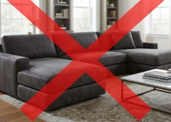 Adeus, sofás caros de suede: nova opção de tecido impermeável repele líquidos, não gruda pelo de pet e vira tendência nas salas em 2026, segundo designers