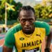 Frase do dia de Usain Bolt, atleta de velocidade e velocista campeão: "Treinar duro, acreditar em você mesmo e ir para onde ninguém foi"