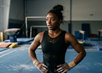 Frase do dia de Simone Biles: "Eu treino mais quando ninguém está olhando." – Como manter o foco quando tudo fica contra você segundo uma das maiores atletas de todos os tempos.