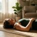 O exercício de 10 minutos que mulheres acima de 40 estão fazendo para desinchar o abdômen em casa