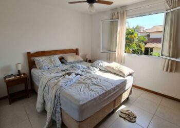 Por que deixar a cama desfeita por duas horas pode ser melhor contra ácaros do que arrumá-la logo após acordar, segundo alergista