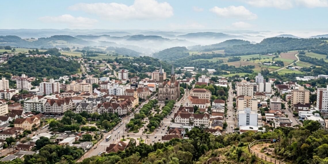 A terceira maior Oktoberfest do planeta acontece nesta cidade do Rio Grande do Sul