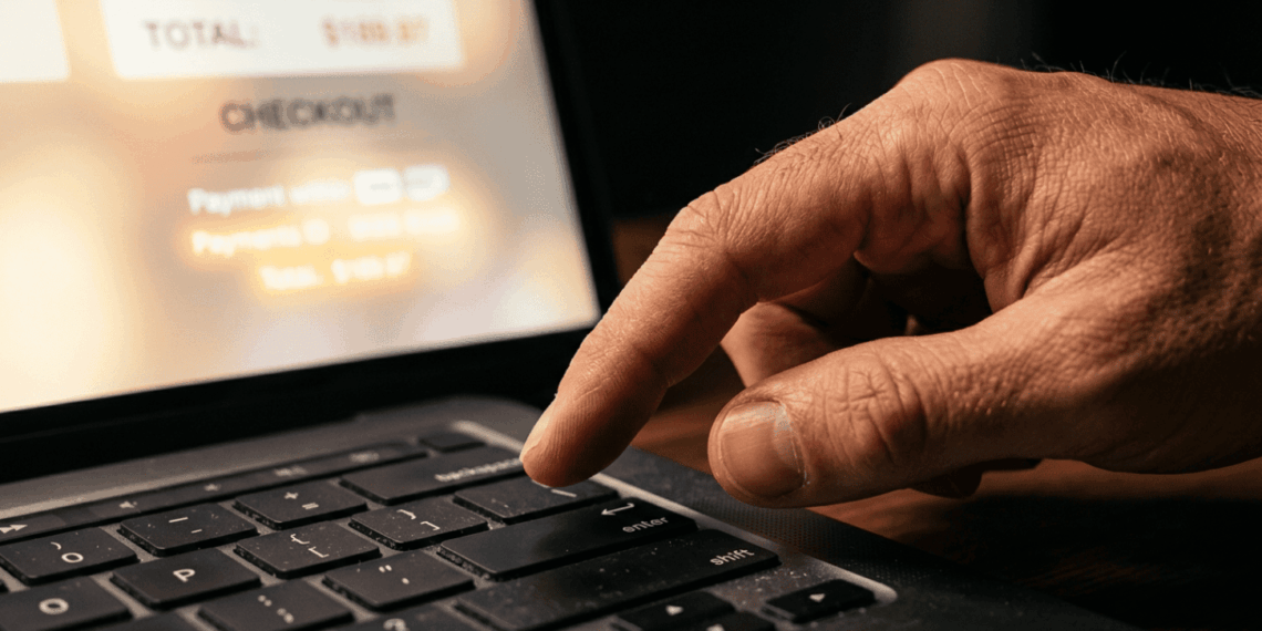 Paralisia do carrinho de compras online: a explicação da neurociência para o abandono de itens