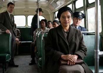 Frase do dia de Rosa Parks, ativista americana, em uma citação que mudou a história: "Não pela raiva, mas pela dignidade humana que ninguém pode tirar”