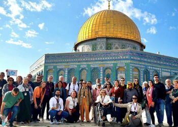 Viagens Bíblicas: Da Viagem a Israel em 1976 a operadora de Terra Santa em 2026