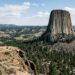 Devils Tower revela colunas formadas pelo resfriamento do magma