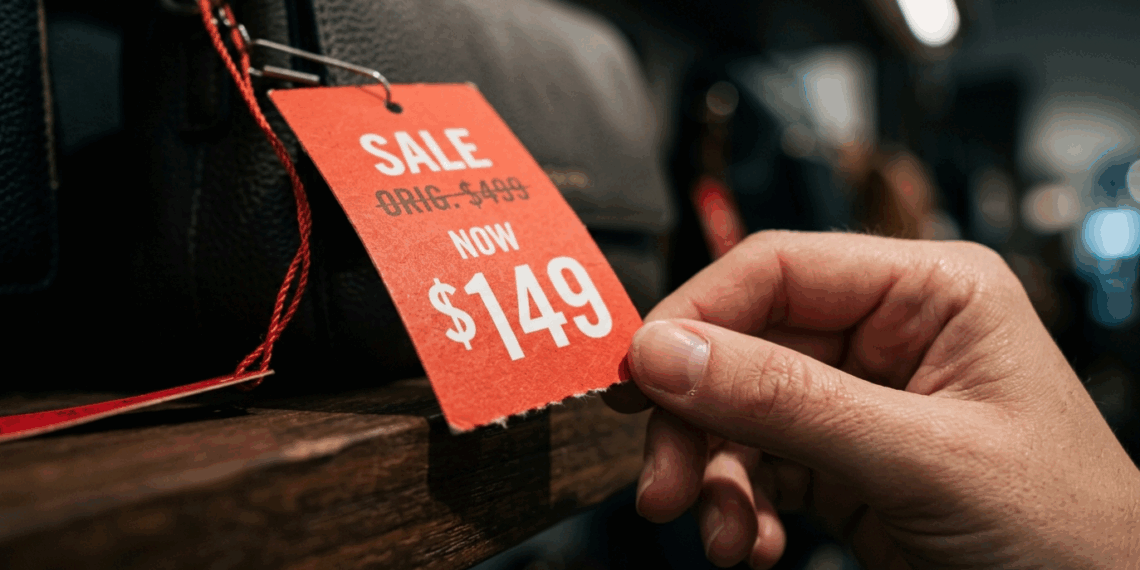A estratégia psicológica mais perigosa do comércio para fazer você comprar sem necessidade real
