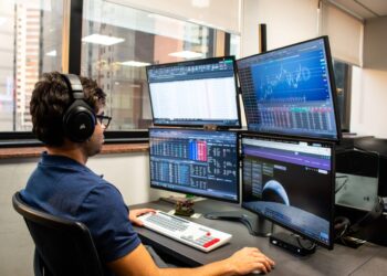 Por que o acesso à inteligência de mercado faz diferença na gestão de patrimônios