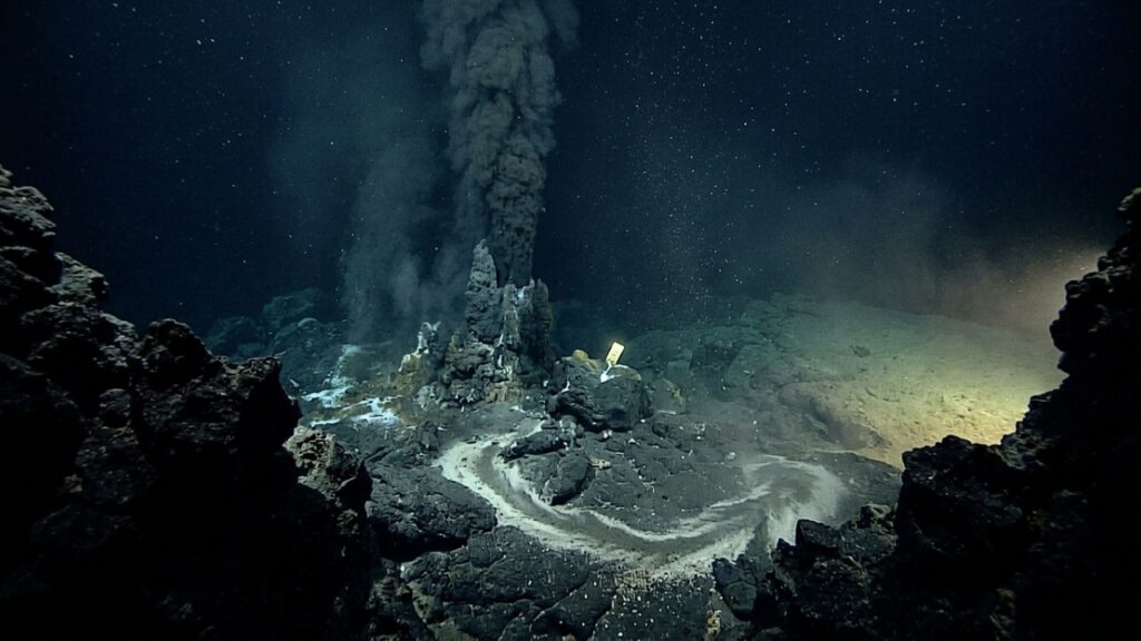 ROV Jason e plumas hidrotermais no Axial