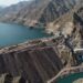 Barragem de Rogun cresce enquanto o reservatório já acumula água.