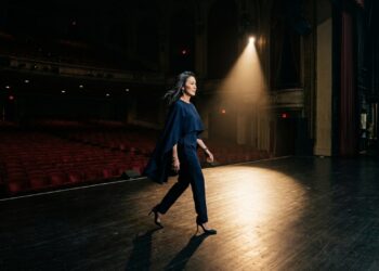 Michelle Yeoh e a ideia de que o auge não tem idade