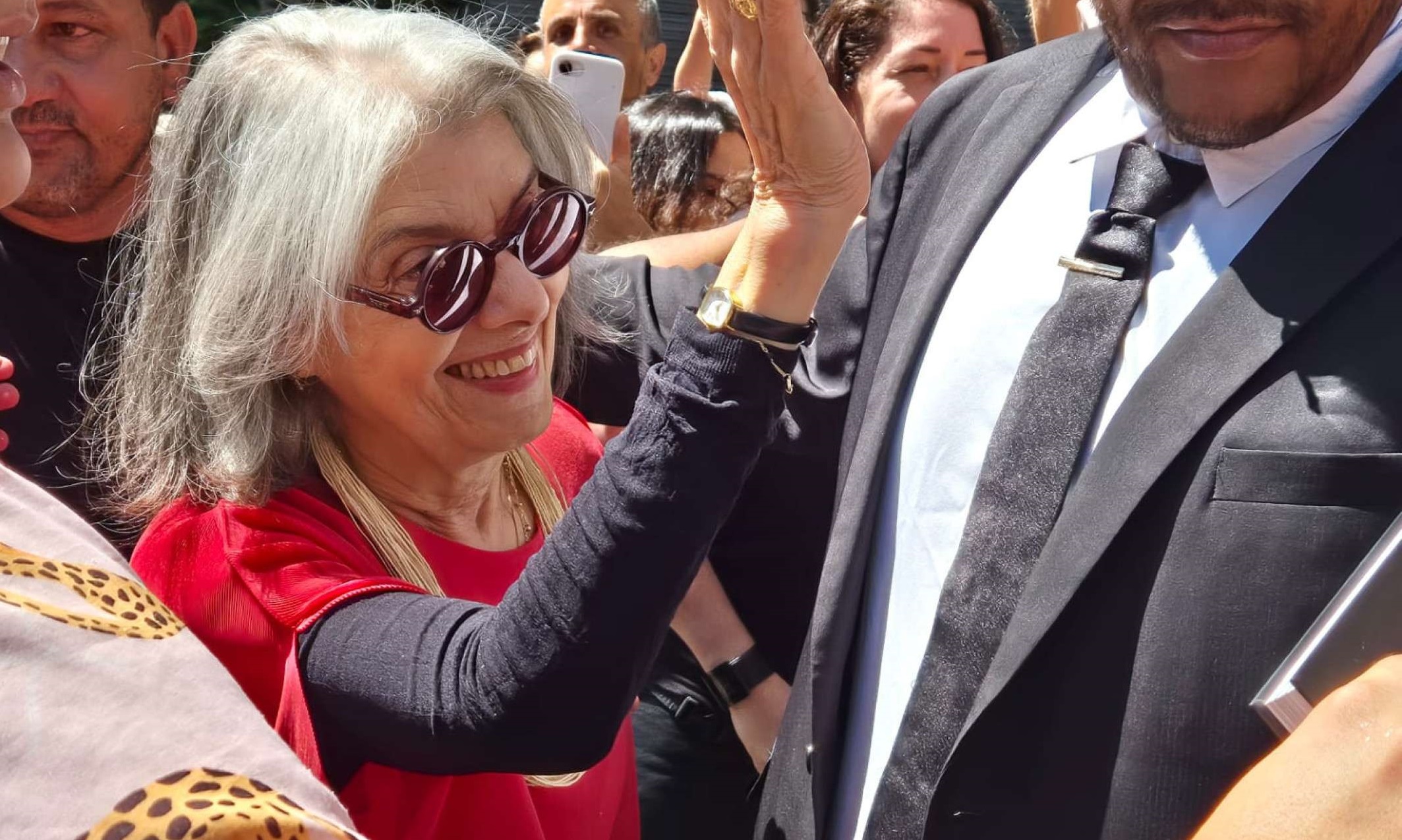 Cármen Lúcia exalta luta das mulheres pela vida e contra a violência