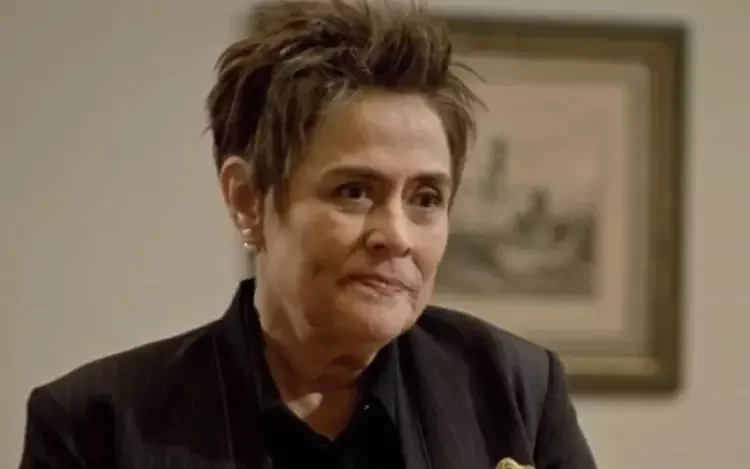 Atriz retorna à Globo após 21 anos em novela 'Quem Ama Cuida'