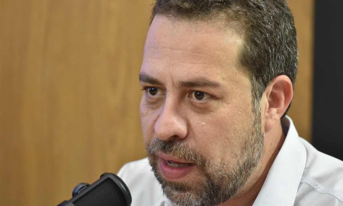 Tio de Boulos morre atropelado em discussão no trânsito