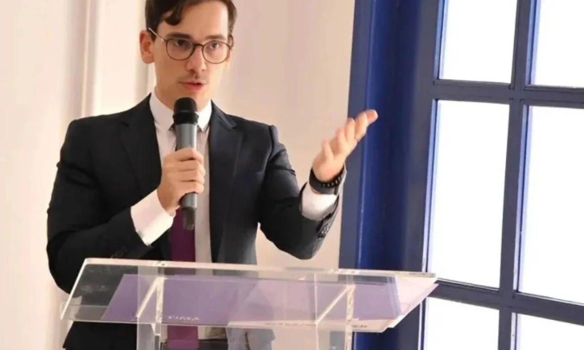 Delegado reage após episódio de preconceito contra juiz