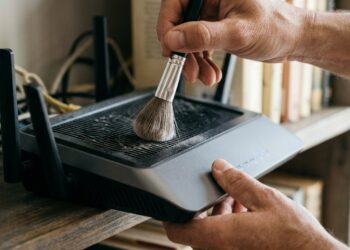 O router do Wi-Fi encrava e a Internet cai várias vezes nos dias quentes? O estrangulamento térmico forçou o processador a parar