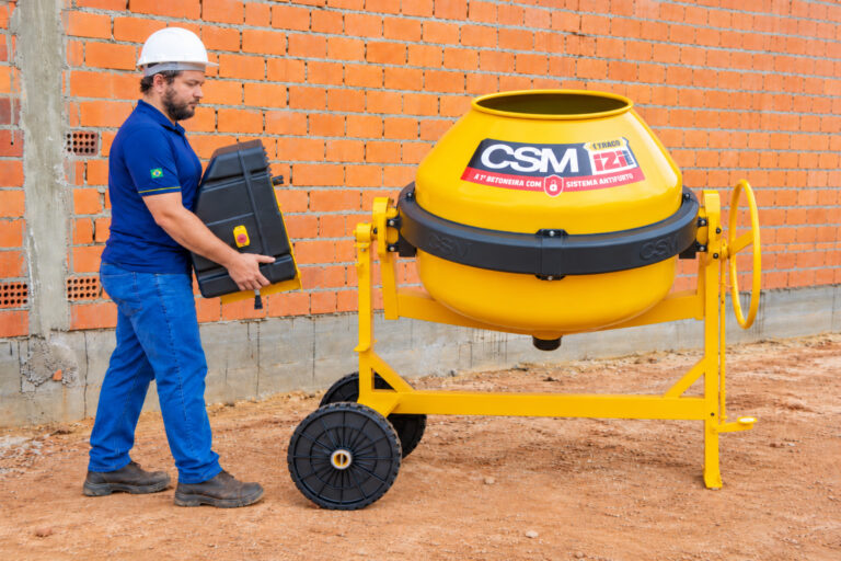 Motor removível da betoneira IZI MAX facilita transporte e manutenção