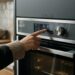 Adeus ao micro-ondas: Este aparelho está prestes a ocupar o espaço na cozinha