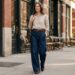 Como combinar roupas com diferentes lavagens de jeans