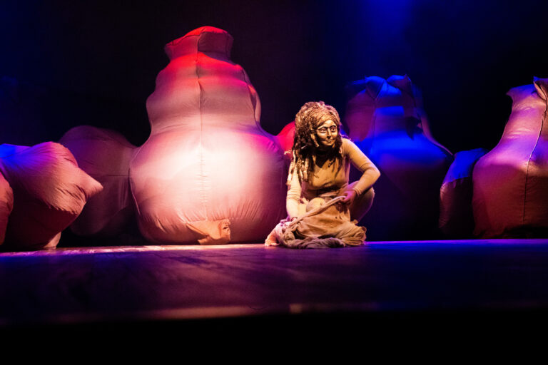 Carolina Garcia Marques representa o teatro de animação brasileiro na China